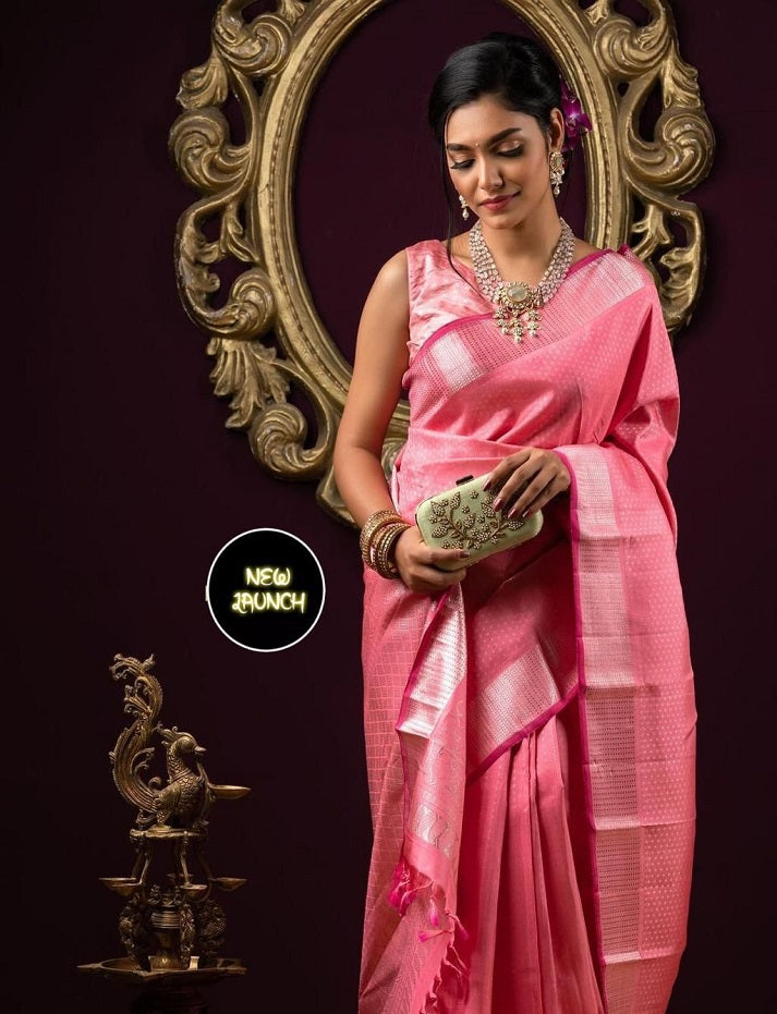 Women Pink Woven Jacquard and Cotton Silk Saree with Unstiched Blouse Piece