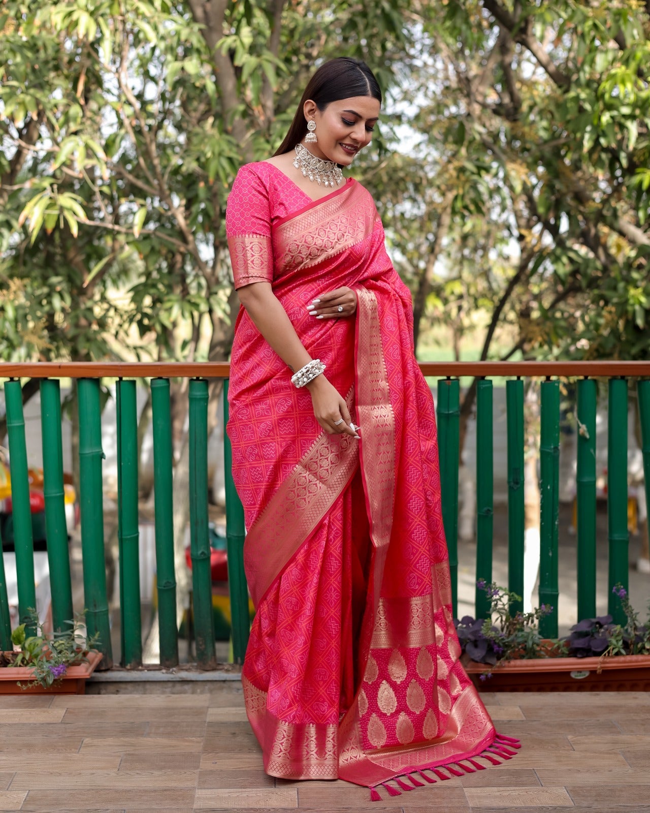 Heavy Banarasi Silk Woven Pattern Modern Jacquard Work Most Famous Saree fully Jacquard Work Blouse Peice