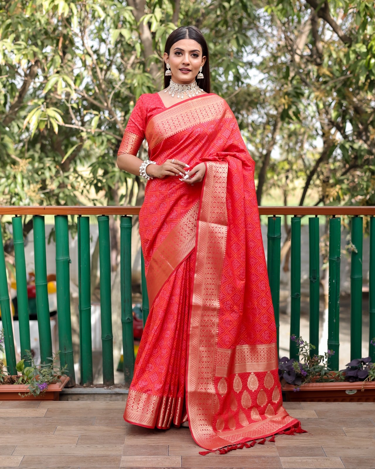 Heavy Banarasi Silk Woven Pattern Modern Jacquard Work Most Famous Saree fully Jacquard Work Blouse Peice