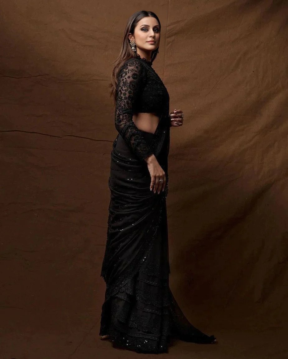 Women Black Sequence Work Georgette Saree With Blouse Piece