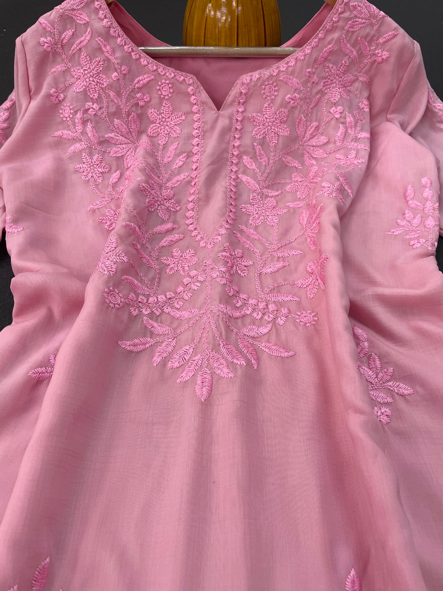 Pink Luxurious Chicken Kari Embroidery Maska Silk Kurti and Pant Set For Womens