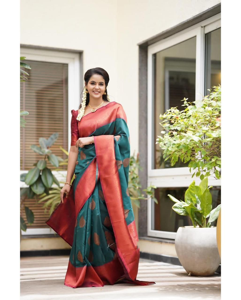 Heavy Banarasi Silk Woven Pattern Modern Jacquard Work Most Trendy and Famous 5.5 Meter Saree with 0.8 Meter fully Jacquard Trendy Work Blouse Peice