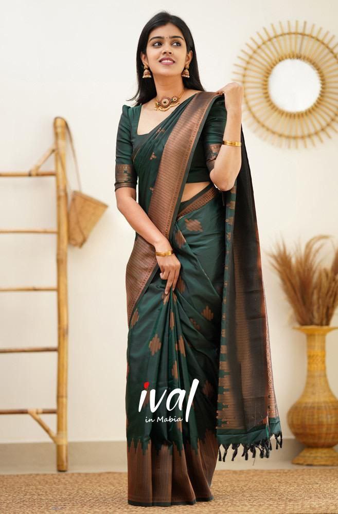 BANARASI SILK SAREE WITH EXTRA ORDINARY DESIGN & RICH PALLU MAKE SAREE RUNNING BLOUSE