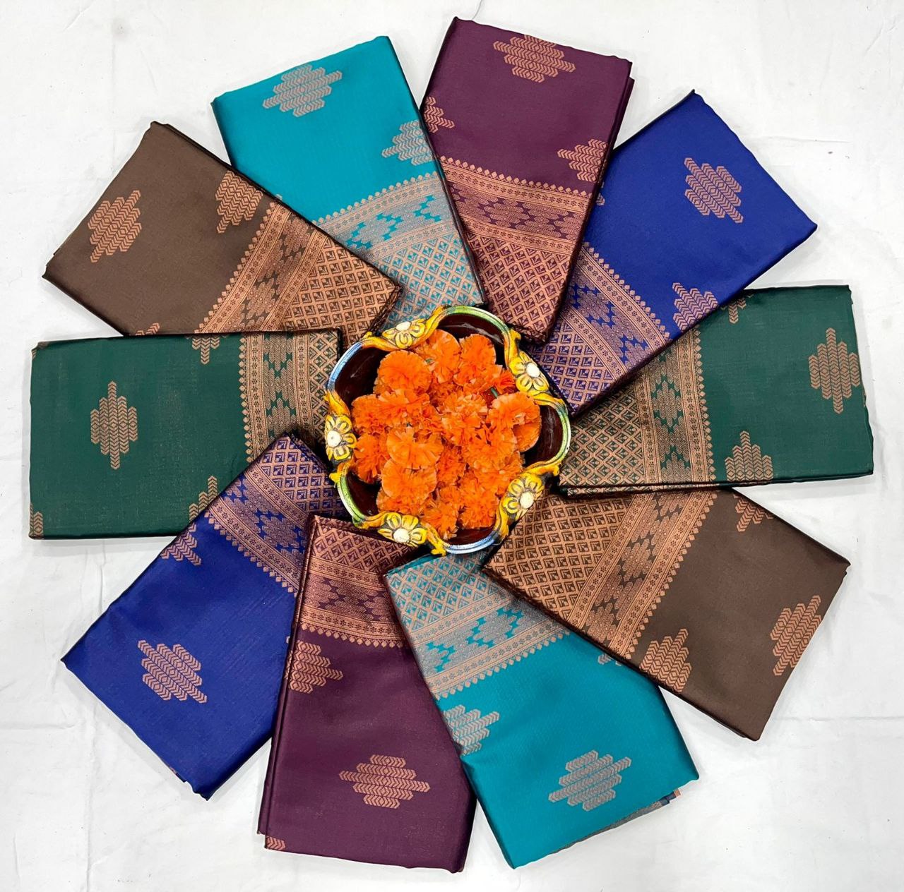 BANARASI SILK SAREE WITH EXTRA ORDINARY DESIGN & RICH PALLU MAKE SAREE RUNNING BLOUSE