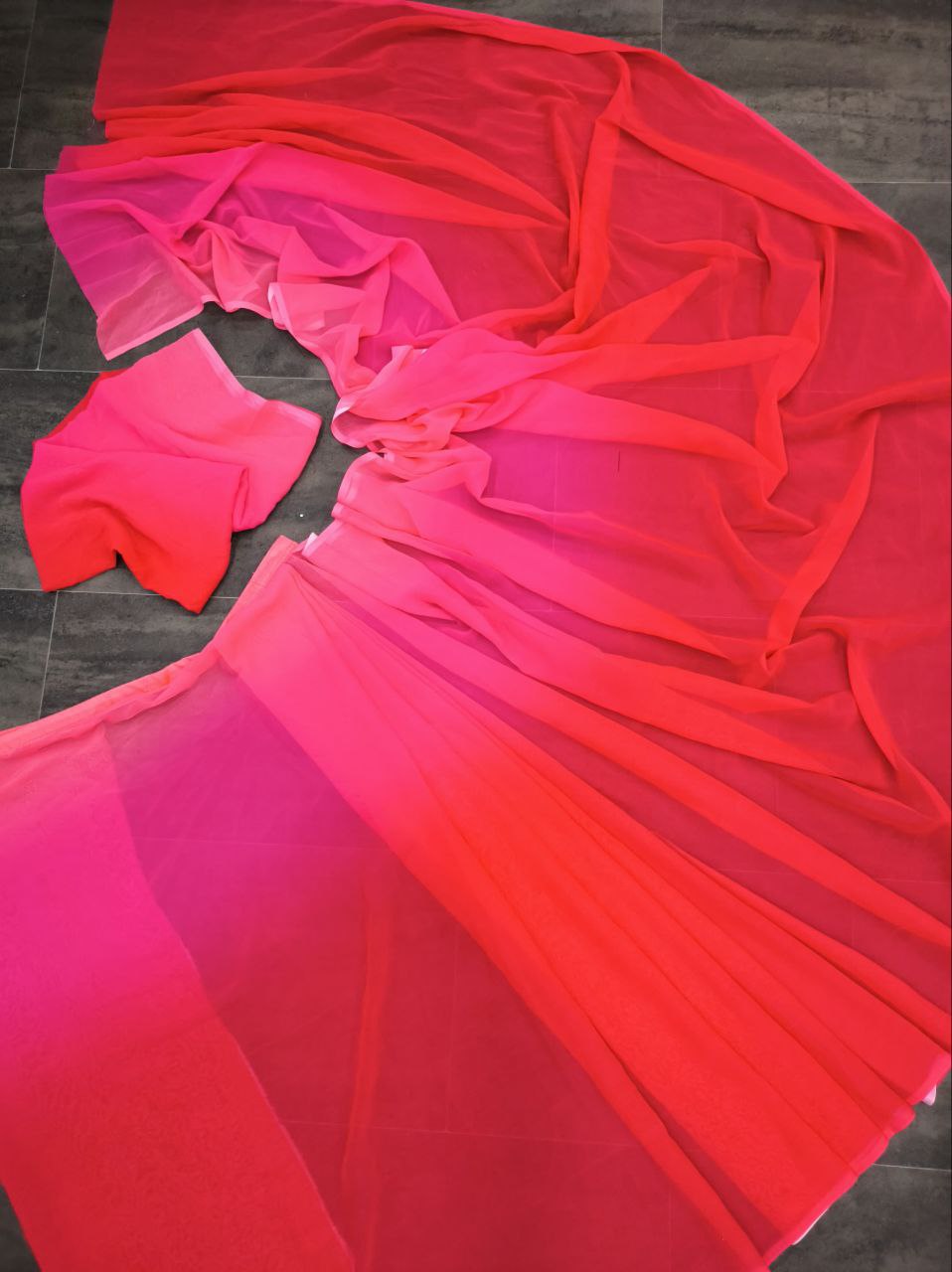 Red Pink Digital Printed 1-Min Ready To Wear Padding 3d Chinon Silk Saree With Unstitch Blouse